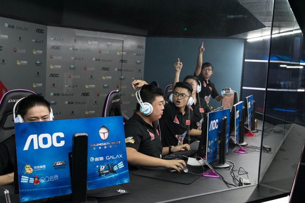 耀的坚定信 耀的坚定信