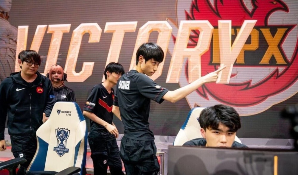 当闪烁的灯 当闪烁的灯