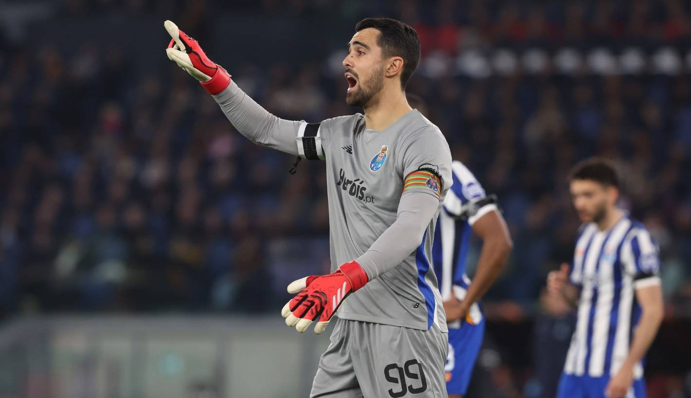 有辽阔的自 有辽阔的自