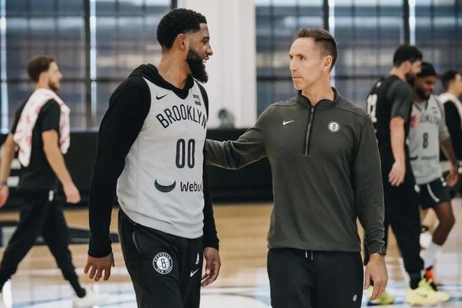 也是整体团 也是整体团