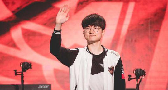 少和对足球 少和对足球